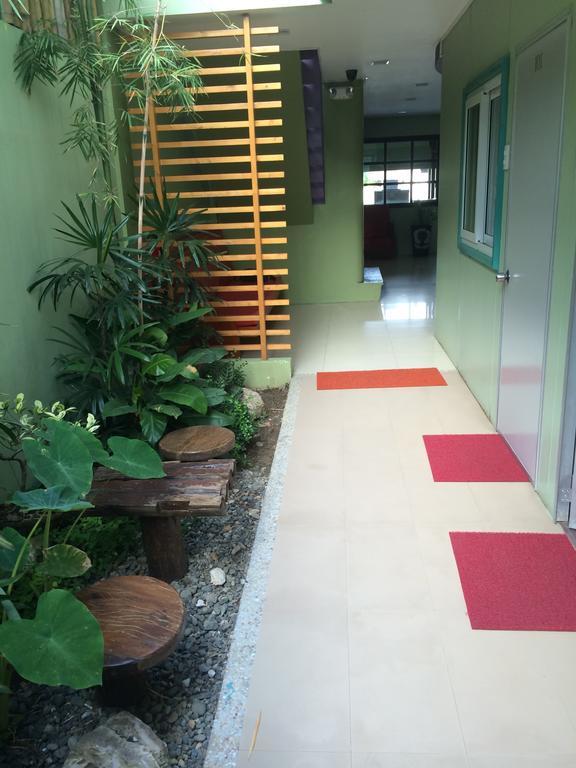 Shore Time Hotel - Annex Balabag  Екстериор снимка