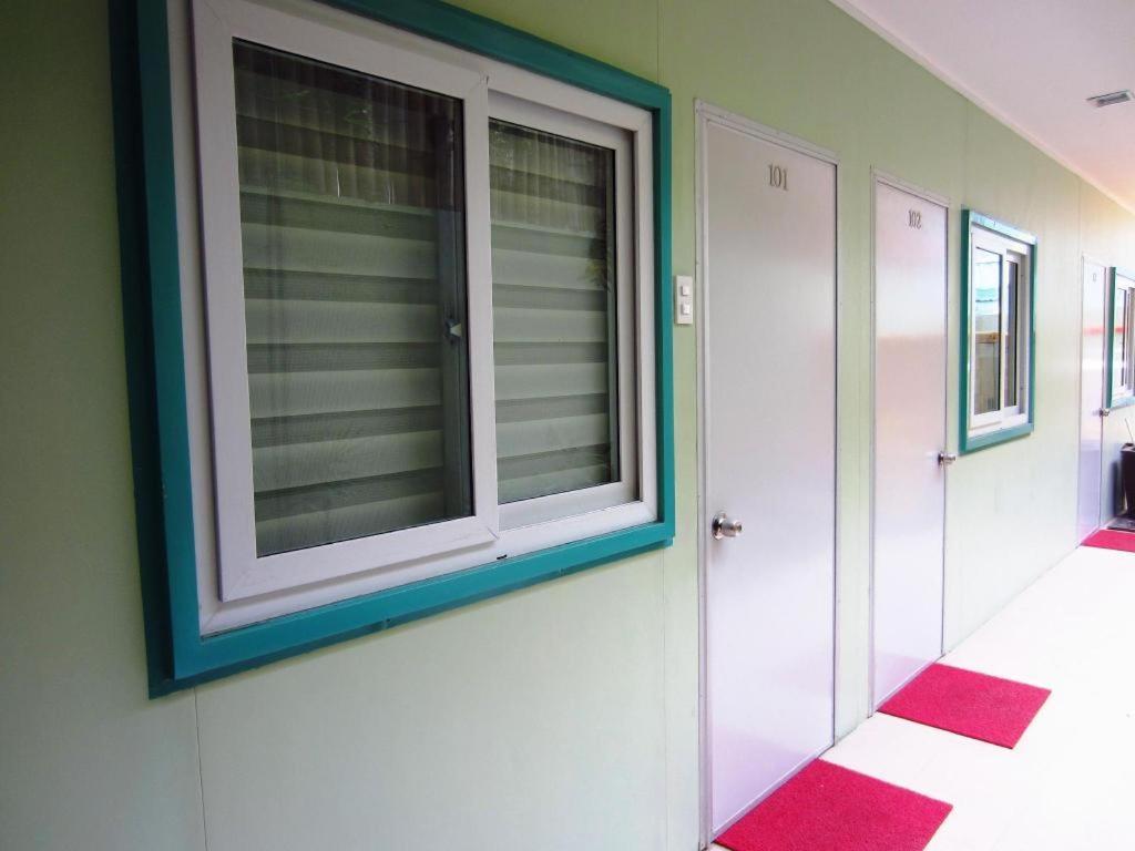 Shore Time Hotel - Annex Balabag  Екстериор снимка