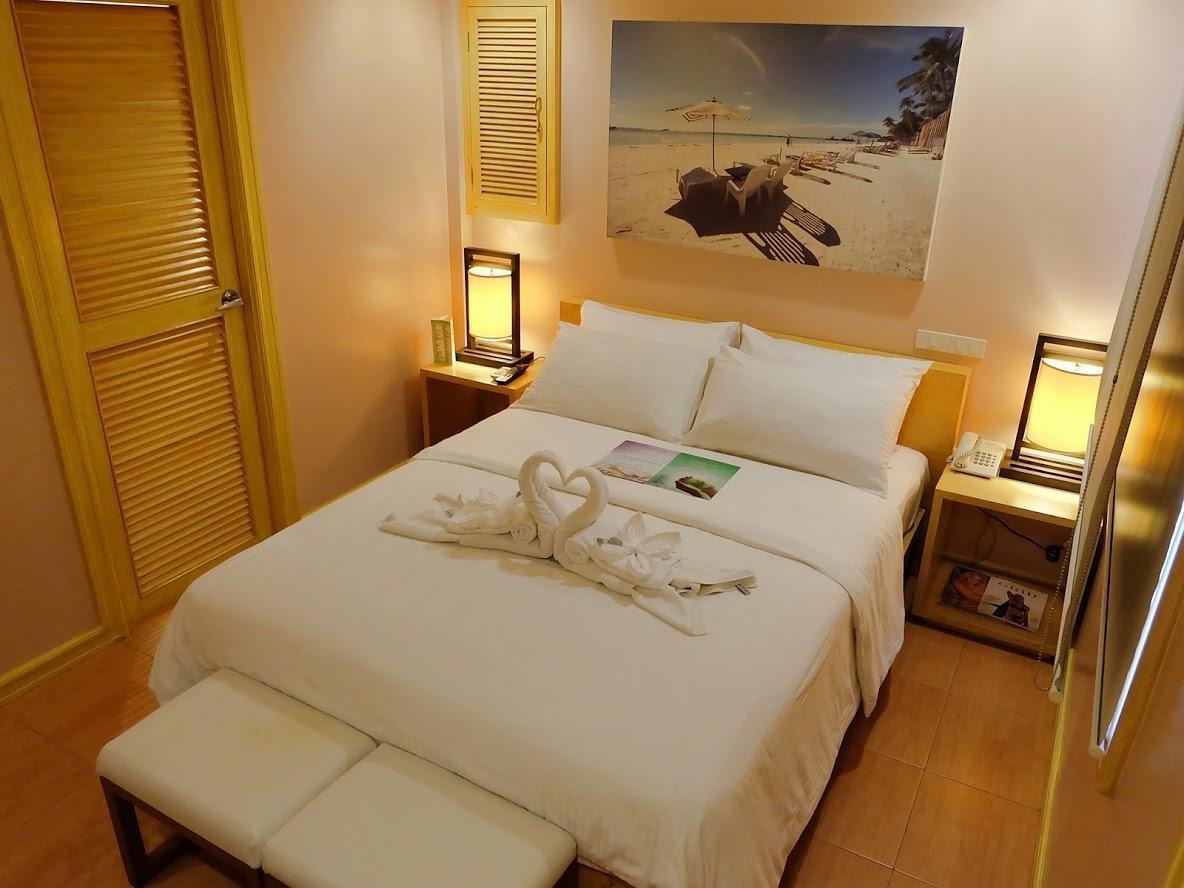Shore Time Hotel - Annex Balabag  Екстериор снимка
