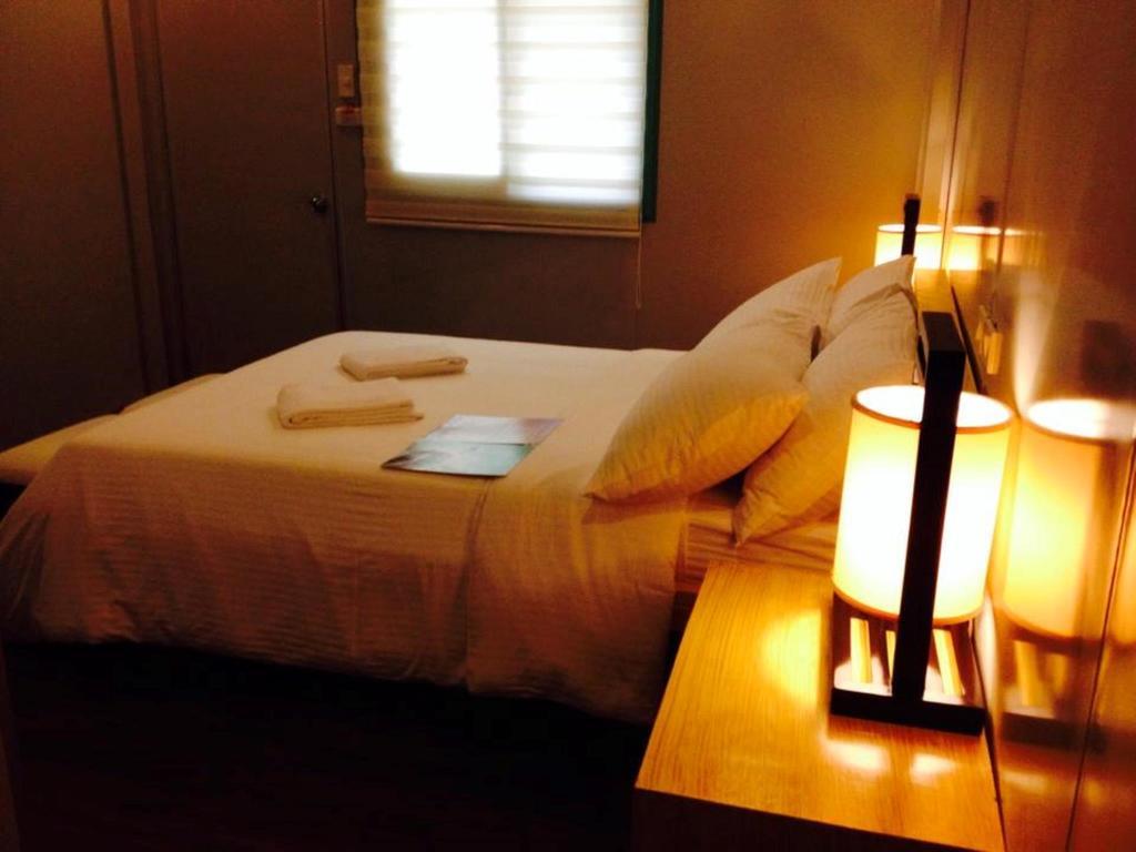 Shore Time Hotel - Annex Balabag  Екстериор снимка