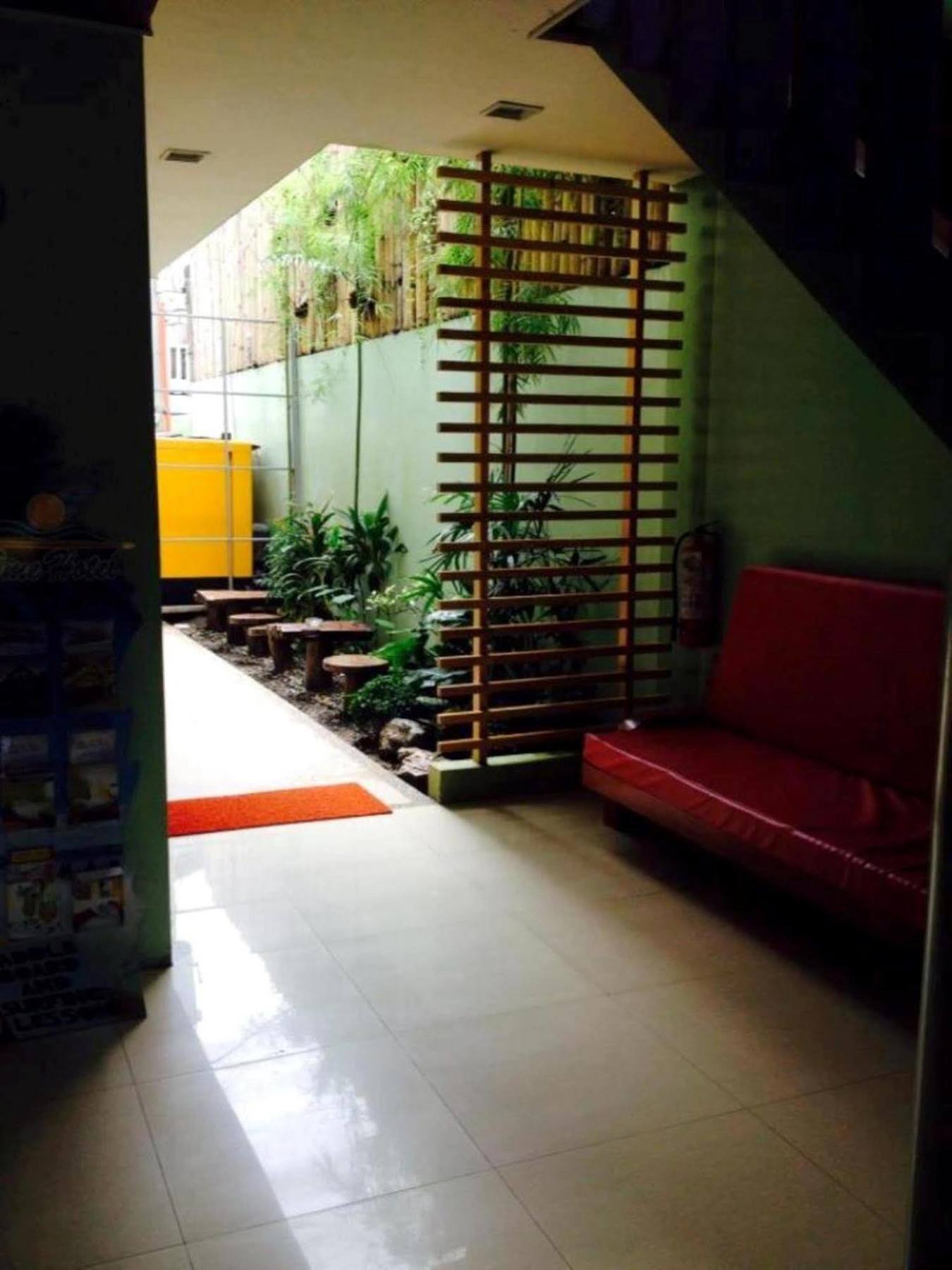 Shore Time Hotel - Annex Balabag  Екстериор снимка